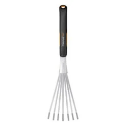 Fiskars Xact Hand Rake