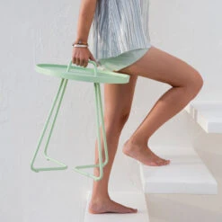 Cane-line On-the-move Table, Small, Black -Garden Furniture Store 91CANE line iso