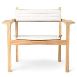 Carl Hansen & Søn AH601S Seat Cushion, Agora Life Oat -Garden Furniture Store AH601 teak untreated CU agoralisolifeoat front