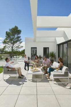 Fermob Bellevie 3-seater Sofa, Cactus - Flannel Grey -Garden Furniture Store BELLEVIE BLANC COTON AIX ALBUM2023 ANTHONY LANNERETONNE 1 5