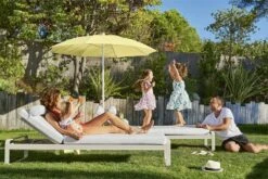 Fermob Bellevie Premium Sunlounger, Acapulco Blue - Flannel Grey -Garden Furniture Store BELLEVIE SHADOO GRIS ARGILE CITRON GIVRE AIX VISUEL2023 ANTHONY LANNERETONNE