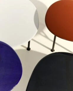 GUBI Carmel Coffee Table, 60 X 60 Cm, Black - Rock Red -Garden Furniture Store CARMEL 2 hero