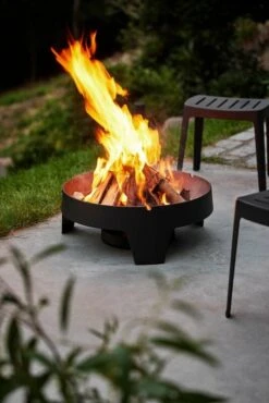 Cane-line Ember Fire Pit, Small, Black -Garden Furniture Store Ember fire pit 3 1600px