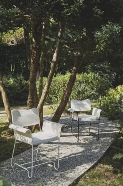 GUBI Tropique Chair, White - Udine 06 -Garden Furniture Store GUBI Gubi Goes Al Fresco Tropique 2 2 kopio