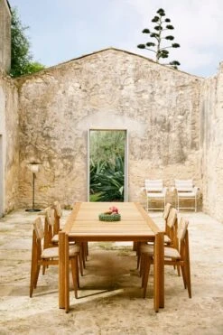 GUBI C-Chair Outdoor, Natural - Teak -Garden Furniture Store GUBI SICILIA121410220756 1