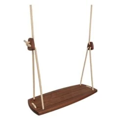 Lillagunga Lillagunga Grand Outdoor Swing, Walnut - Beige -Garden Furniture Store LGGR W10N Lillagunga Grand Walnut Beige CloseUp 4000x4000 EE