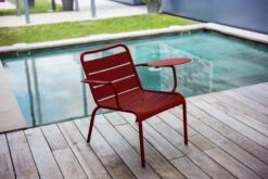 Fermob Luxembourg Low Armchair, Red Ochre -Garden Furniture Store LUXEMBOURG BLEU ACAPULCO BUREAUX ALBUM 2022 CYRIL ABAD 4