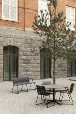 Mater Ocean Bench, Black -Garden Furniture Store Mater MeroStudio 11