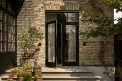 Nuura Liila Outdoor Wall Lamp, Black - Optic Clear -Garden Furniture Store NUURA outdoor3096