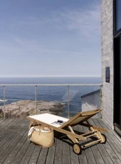 Skagerak Columbus Sun Bed, Teak - Black -Garden Furniture Store S1390655 Columbus Sun Bed2C White 01 M