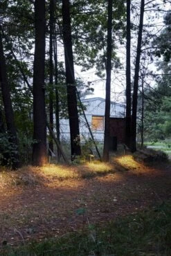 Louis Poulsen AJ Garden Bollard Lamp, Short, 3000K, Spike Without Adaptor -Garden Furniture Store SS23 AJ Garden Short 10009role 4