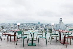 Fermob Luxembourg Chair, Cactus -Garden Furniture Store STUDIE VERT CEDRE LUXEMBOURG VERT CEDRE PARIS VISUEL2022 ROMAIN RICARD 2