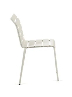 Valerie_objects Aligned Chair, Off-white -Garden Furniture Store V9021326s3