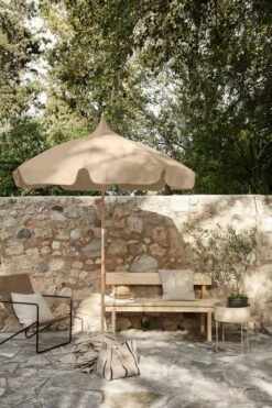 Ferm LIVING Lull Umbrella, Beech – Cashmere -Garden Furniture Store fermLIVING SS22 LullUmbrella Cashmere image 1
