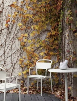 Muuto Linear Steel Armchair, Off White -Garden Furniture Store linear steel armchair linear steel cafe table 70 off white muuto org 150